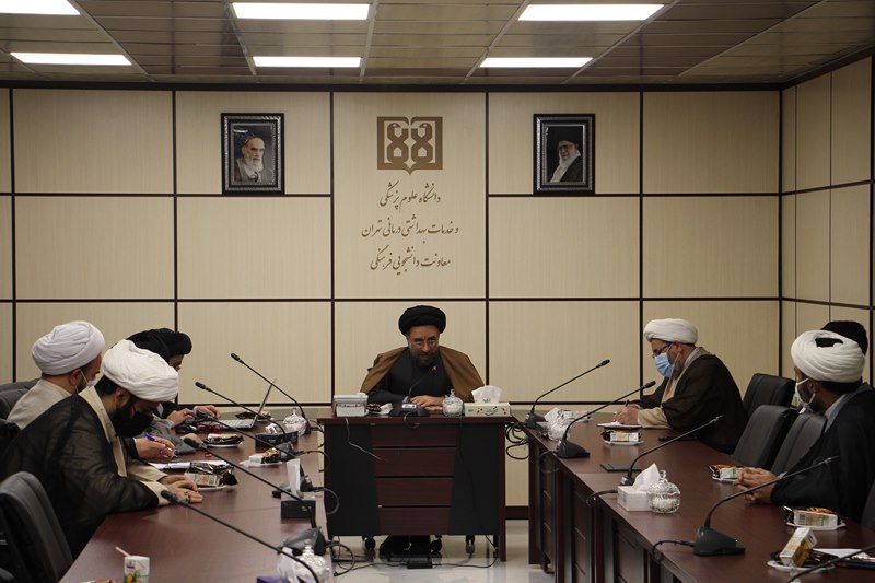 جلسه کمیته طرح و برنامه نهاد نمایندگی مقام معظم رهبری دانشگاه علوم پزشکی تهران