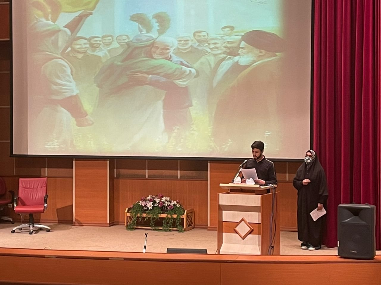 برگزاری دومین سالگرد شهادت سردار حاج قاسم سلیمانی در دانشکده دندان پزشکی