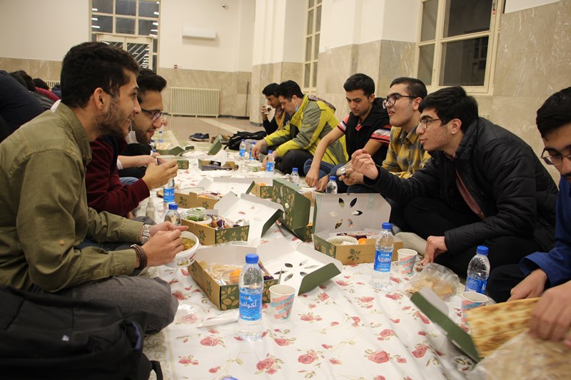 مراسم جشن میلاد امام حسن (ع) و ضیافت افطاری در دانشکده پزشکی