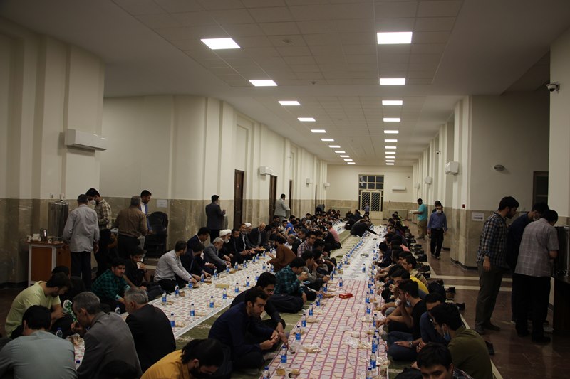 مراسم جشن میلاد امام حسن (ع) و ضیافت افطاری در دانشکده پزشکی