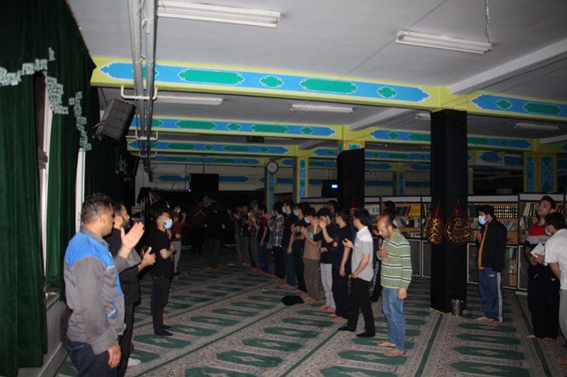 مراسم احیای شب 23 ماه مبارک رمضان در مسجد امام علی (ع) خوابگاه کوی