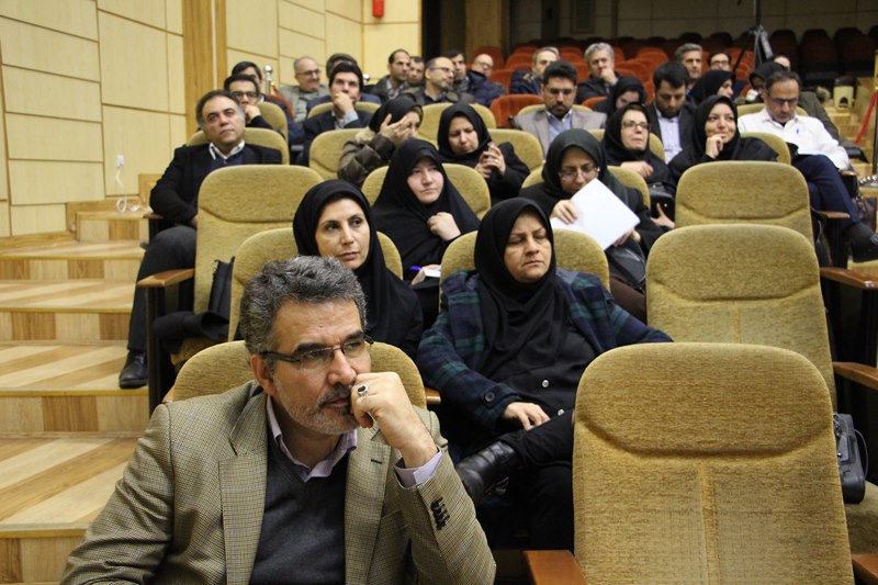 اختتامیه هشتمین دوره طرح ضیافت اندیشه استادان دانشگاه علوم پزشکی تهران