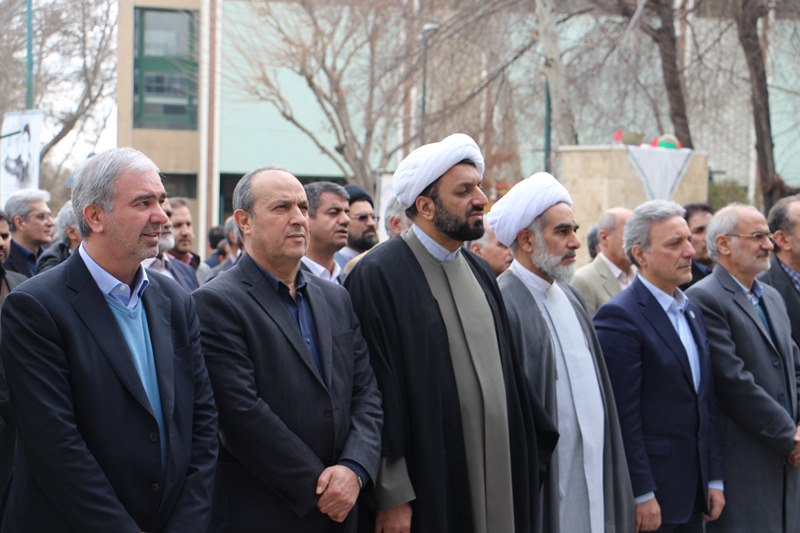 مراسم غبارروبی مزار شهدای گمنام دانشگاه به مناسبت چهلمین سالگرد پیروزی انقلاب اسلامی