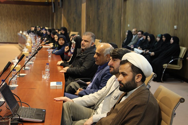 مراسم تجلیل از فعالان قرآنی و برگزیدگان بیست و سومین جشنواره قرآن و عترت دانشگاه های علوم پزشکی کشور