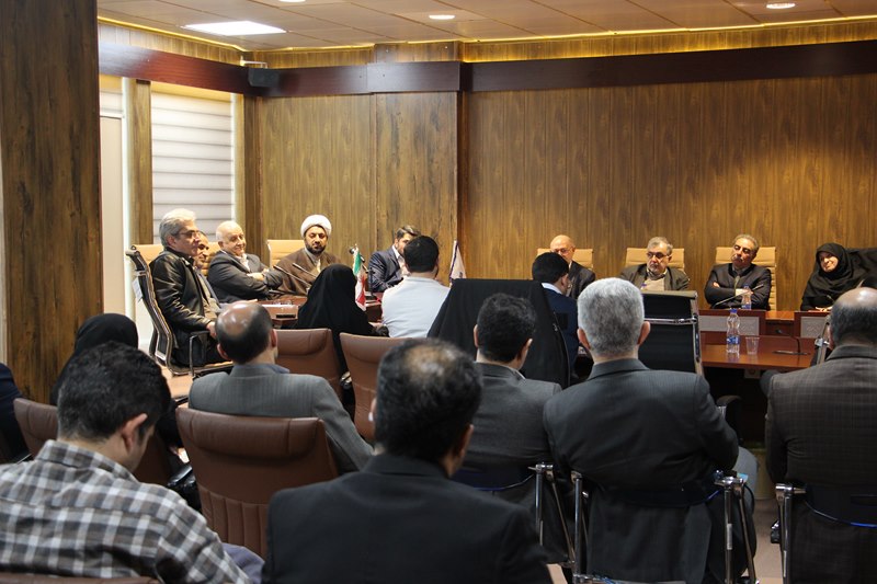مراسم تجلیل از فعالان نماز دانشگاه علوم پزشکی تهران