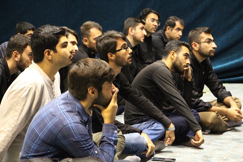 مراسم بدرقه کاروان زیارتی دانشگاه علوم پزشکی تهران برای مراسم اربعین