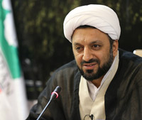 حجتالاسلاموالمسلمین دکتر عیسی زاده بر اهمیت انتقال فرهنگ ناب ایرانی - اسلامی به دانشجویان غیر ایرانی تأکید کرد